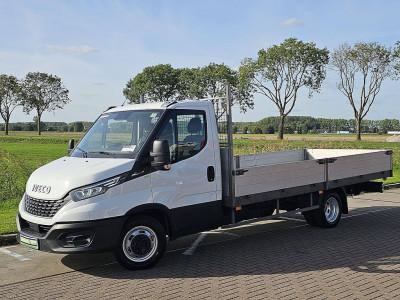 Iveco DAILY 40C18 3.0 ltr ac aut EURO6 foto 2