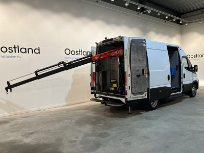 Iveco DAILY, 50C18 L3H3 180 PK Automaat Servicebus / Sortimo Inrichting / Fassi Kraan / GVW 5.200 KG / Luchtvering / Trekhaak 3500 KG / Euro 6 / Airco / Cruise Control / 220V. / Camera foto 2