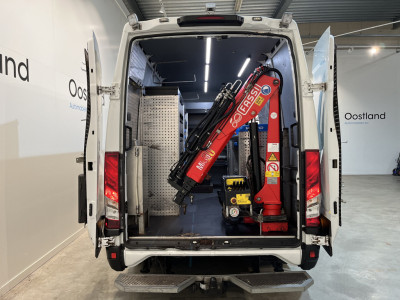 Iveco DAILY, 50C18 L3H3 180 PK Automaat Servicebus / Sortimo Inrichting / Fassi Kraan / GVW 5.200 KG / Luchtvering / Trekhaak 3500 KG / Euro 6 / Airco / Cruise Control / 220V. / Camera foto 3