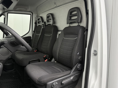 Iveco Daily 140PK Bakwagen+Laadklep | Airco | Camera | Cruise | 3-Zits | Betimmering foto 19