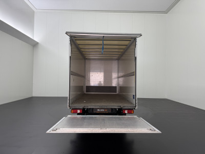 Iveco Daily 140PK Bakwagen+Laadklep | Airco | Camera | Cruise | 3-Zits | Betimmering foto 4