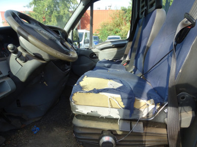 Iveco Daily 35C10 375 foto 14