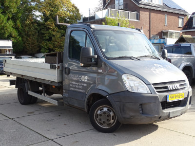 Iveco Daily 35C10 375 foto 4
