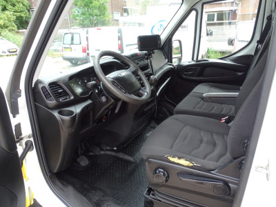 Iveco Daily 35C13V 2.3 352 H2L2 13
