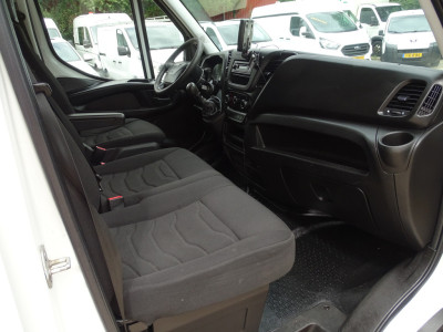 Iveco Daily 35C13V 2.3 352 H2L2 15