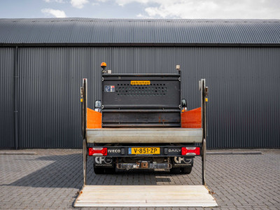 Iveco Daily 35C14 | 136 PK | N1 | Laadklep | 3.5T Trekhaak | Navi | Airco foto 9