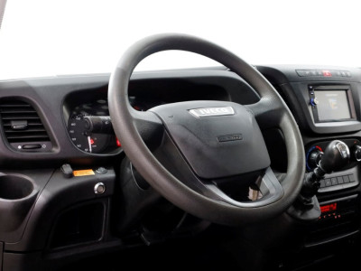 Iveco Daily 35C14 136pk E6 Open Laadbak met laadklep en trekhaak 3500kg 04-2019 foto 13