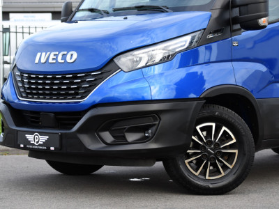 Iveco Daily 35C14V 2.3 352 H2 PB Edition Adaptieve Cruise, Camera, LED, Automaat, Clima, 3500kg Trekgewicht, Multimedia, Uniek! foto 7