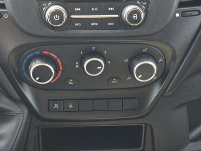 Iveco Daily 35C14V 2.3 410 H2 L4 H2 - 140 Pk - Euro 6 - Airco - Cruise Control 16