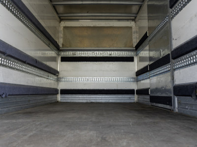 Iveco Daily 35C15 3.0L | Bakwagen met laadklep | Camera | CarPlay | Climate | Cruise | Euro 6 foto 10
