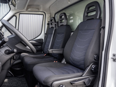 Iveco Daily 35C15 3.0L | Bakwagen met laadklep | Camera | CarPlay | Climate | Cruise | Euro 6 foto 13