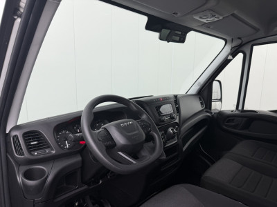 Iveco Daily 35C16 3.0 Bakwagen+Laadklep | Dakspoiler | 236 Hoog | Airco | Cruise | 3-Zits | foto 3