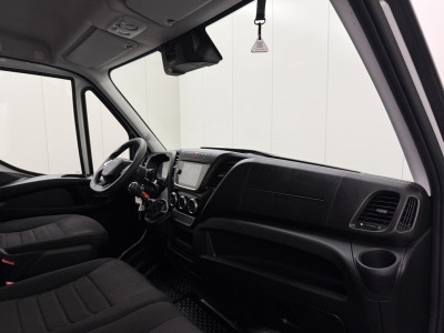 Iveco Daily 35C16 3.0L Bakwagen+Laadklep ( 2025 ) Fabrieksgarantie | Multimedia | Camera | Airco | Cruise | 3-Zits foto 21