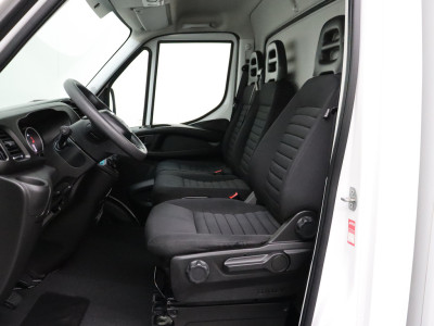 Iveco Daily 35C16 Bakwagen+Laadklep | Airco | 3-Persoons | 750Kg Laadklep foto 18