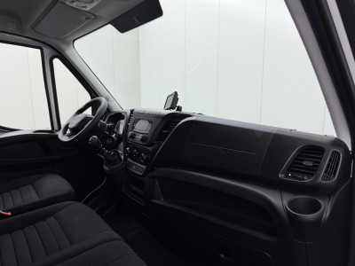 Iveco Daily 35C16 Bakwagen+Laadklep | Airco | 3-Zits | Camera foto 20