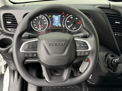 Iveco Daily 35C16 Bakwagen+Laadklep | Airco | Cruise | 3-Persoons foto 15