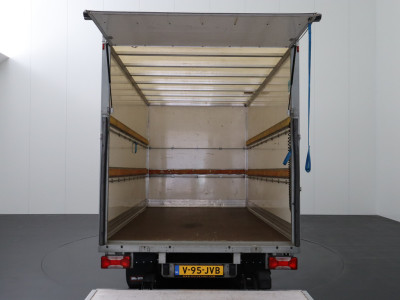 Iveco Daily 35C16 Bakwagen+Laadklep | Dakspoiler | Airco | Cruise | 3-Persoons foto 4