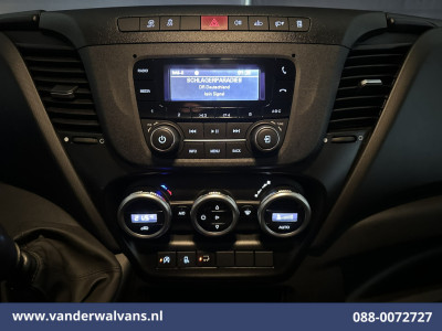 Iveco Daily 35C16H 157pk Bakwagen Dubbel Lucht Laadklep Euro6 Airco | 910kg laadvermogen Bijrijdersbank foto 14