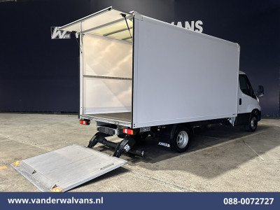 Iveco Daily 35C16H 157pk Bakwagen Dubbel Lucht Laadklep Euro6 Airco | 910kg laadvermogen Bijrijdersbank foto 2