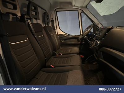 Iveco Daily 35C16H 157pk Bakwagen Dubbel Lucht Laadklep Euro6 Airco | 910kg laadvermogen Bijrijdersbank foto 4