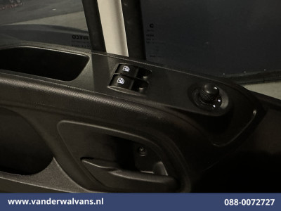 Iveco Daily 35C16H 157pk Bakwagen Laadklep Dubbel Lucht Euro6 Airco | 1010kg laadvermogen Bijrijdersbank foto 16