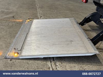 Iveco Daily 35C16H 157pk Bakwagen Laadklep Euro6 Airco | Camera | Bijrijdersbank 3500kg trekvermogen 12