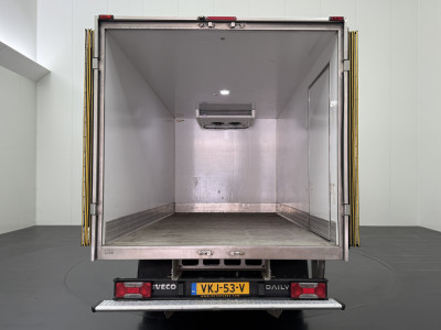 Iveco Daily 35C16H Koelbakwagen | Dakspoiler | Zijdeur | Airco | Cruise | 3-Zits 4