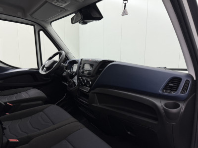 Iveco Daily 35C16 Hi-Matic Automaat Bakwagen+Laadklep | Airco | Cruise | 3-Zits foto 19