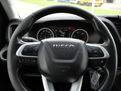 Iveco Daily 35C16V 2.3 352 H2 Edition Camera, Cruise, Airco, 3500kg Trekhaak, LED, Clima ,Radio, 160pk, Uniek! foto 13