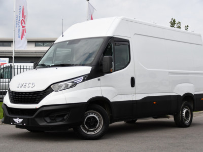 Iveco Daily 35C16V 2.3 352 H2 Edition Camera, Cruise, Airco, 3500kg Trekhaak, LED, Clima ,Radio, 160pk, Uniek! foto 4