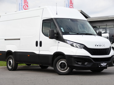 Iveco Daily 35C16V 2.3 352 H2 Edition Camera, Cruise, Airco, 3500kg Trekhaak, LED, Clima ,Radio, 160pk, Uniek! foto 5
