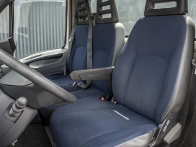 Iveco Daily 35C18 3.0L | 180 PK | 10Ton | N1 | Airco | 3-Zits | 1e Eigenaar | Trekhaak 11
