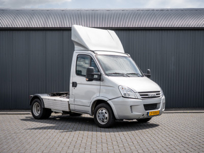 Iveco Daily 35C18 3.0L | 180 PK | 10Ton | N1 | Airco | 3-Zits | 1e Eigenaar | Trekhaak 4
