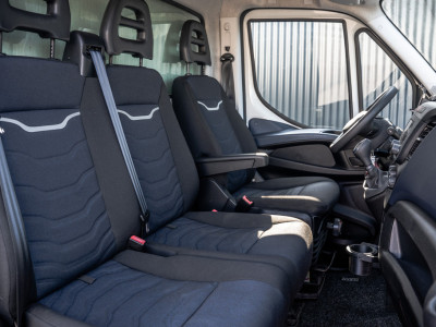 Iveco Daily 35C18 | 3.0L | 180 PK | Bakwagen met laadklep | Zijdeur | Automaat | N1 | Cruise | Airco 12