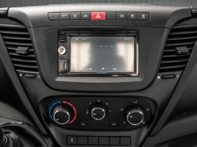 Iveco Daily 35C18 3.0L | N1 | 180 PK | Euro 6 | Airco | 3.5T Trekgewicht foto 15