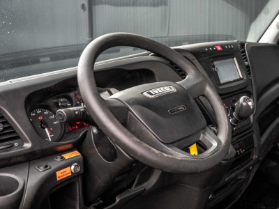 Iveco Daily 35C18 3.0L | N1 | 180 PK | Euro 6 | Airco | 3.5T Trekgewicht foto 9