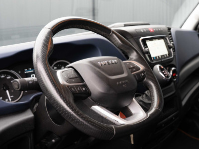 Iveco Daily 35C18 | Bakwagen met laadklep | N1 | Automaat | Trekhaak | Cruise | 180PK | Euro 6 | Climatronic | foto 19