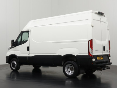Iveco Daily 35C18HV 3.0Ltr Hi-Matic Automaat L2H2 | 3500Kg Trekhaak | Navigatie | Camera | 3-Zits | Betimmering | Airco | Cruise foto 11