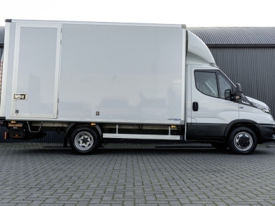 Iveco Daily 35C18 | NW Model | Bakwagen met Laadklep | Automaat | LED | Navi | 3.5T Trekhaak | Climate | Cruise | Euro 6 foto 6