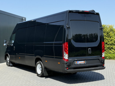 Iveco Daily 35C21 3.0 210 PK AUTOMAAT L3H2 N1 / MOTORSPORT INRICHTING / LUIFEL / LUCHTSLANG / DUBBEL LUCHT / 3-ZITS foto 5