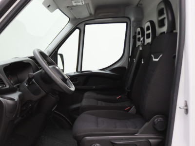 Iveco Daily 35S12V 2.3 L2H1 foto 5