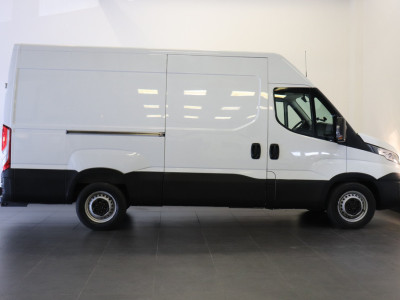 Iveco Daily 35S12V 2.3 L2H2 EURO 6 - Airco - Cruise - Camera - €13.900,- Excl. 14