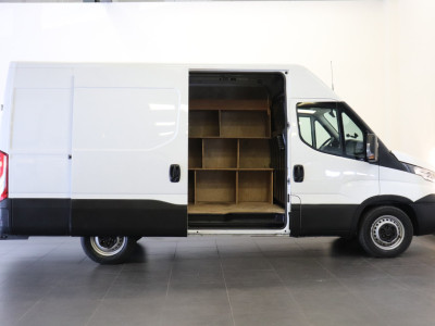 Iveco Daily 35S12V 2.3 L2H2 EURO 6 - Airco - Cruise - Camera - €13.900,- Excl. 15