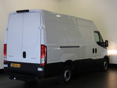Iveco Daily 35S12V 2.3 L2H2 EURO 6 - Airco - Cruise - Camera - €13.900,- Excl. 2