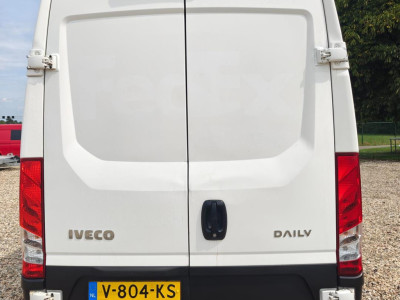 Iveco Daily 35S12V 2.3 L2 H2 , POST NL Uitvoering , Euro 6 , Apk jan. 2026 foto 5