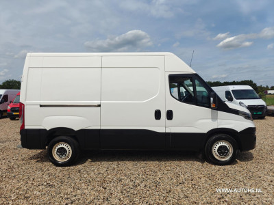 Iveco Daily 35S12V 2.3 L2 H2 , POST NL Uitvoering , Euro 6 , Apk jan. 2026 foto 7