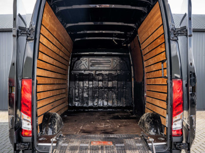 Iveco Daily 35S13 L2H2 | 3-Zits | 3.5T Trekgewicht | Camera | Oprijplaat | Airco foto 11