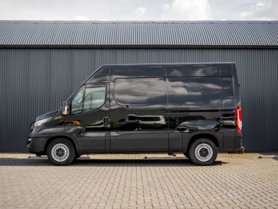 Iveco Daily 35S13 L2H2 | 3-Zits | 3.5T Trekgewicht | Camera | Oprijplaat | Airco foto 5
