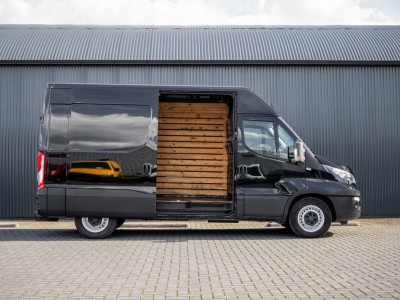 Iveco Daily 35S13 L2H2 | 3-Zits | 3.5T Trekgewicht | Camera | Oprijplaat | Airco foto 7