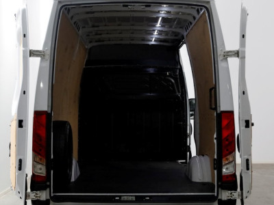 Iveco Daily 35S14 136pk L2H2 Airco/Camera Trekgewicht 3500kg 09-2021 foto 3